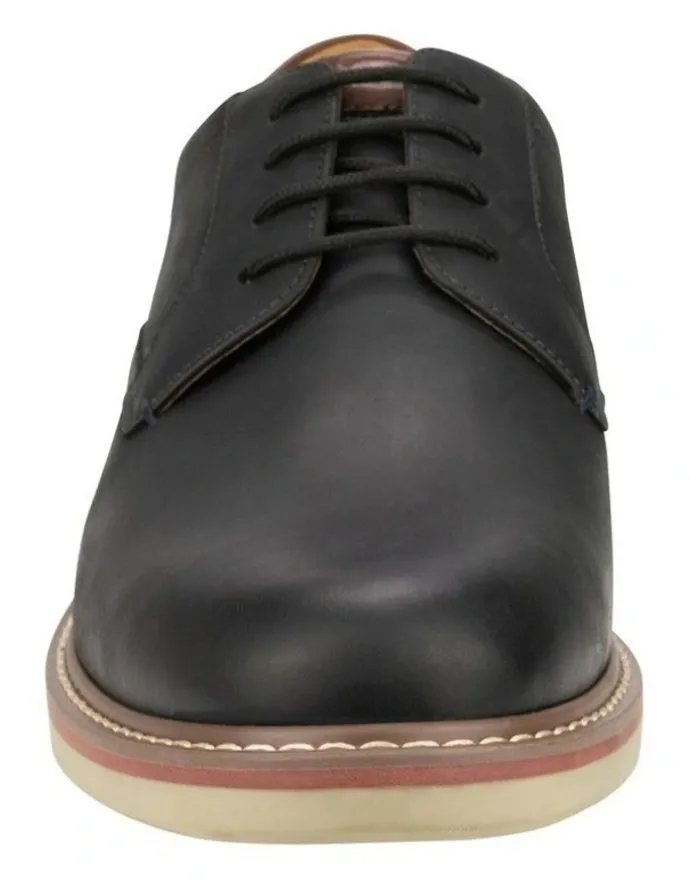 Florsheim Norwalk Dress Shoes in Black