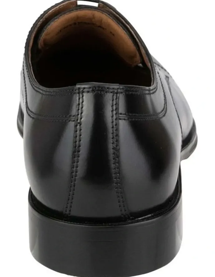 Florsheim Sentinel Cap Toe Shoes in Black