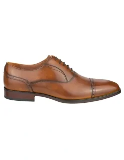 Florsheim Sorrento Cap Dress Shoe in Cognac