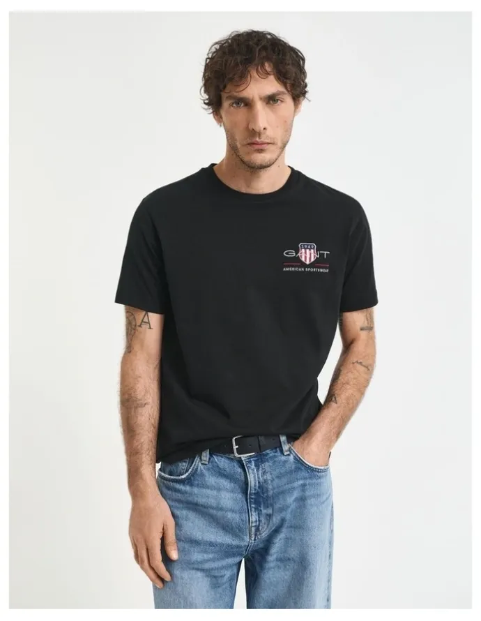 Gant Embroidered Archive Shield T-Shirt in Black