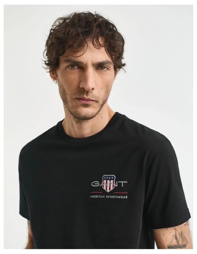 Gant Embroidered Archive Shield T-Shirt in Black