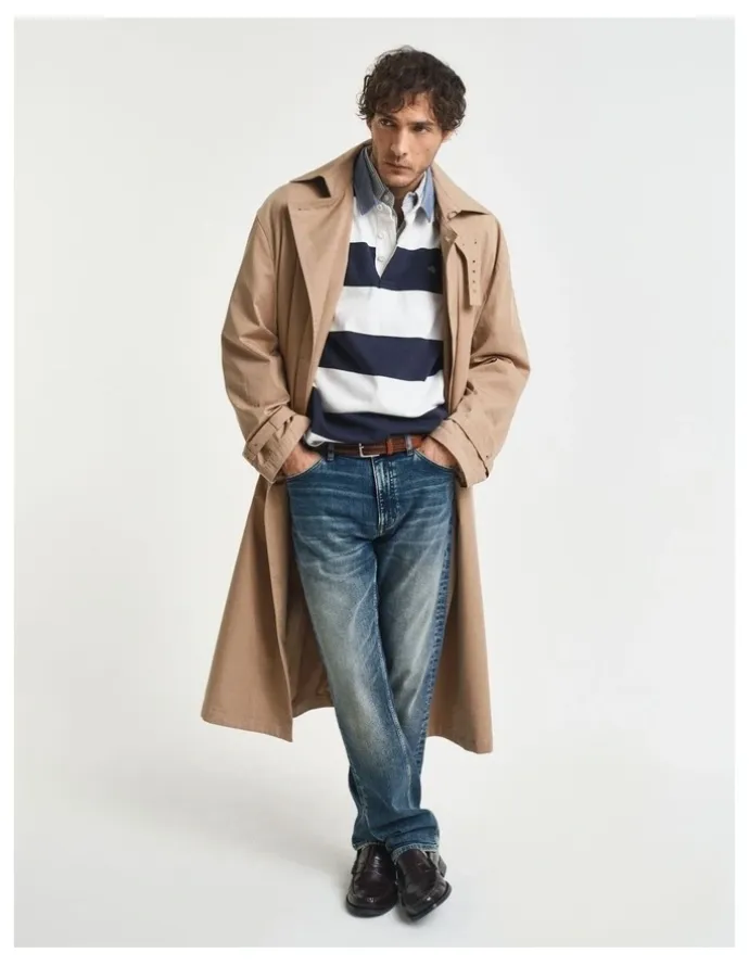 Gant Chambray Collar Striped Heavy Rugger T-shirt in Eggshell