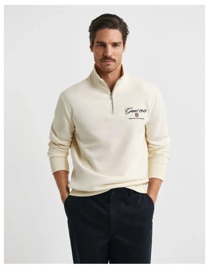 Gant 1949 Graphic Half-Zip Sweatshirt in Cream