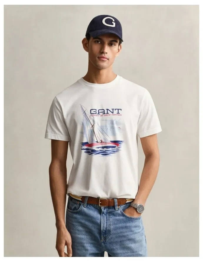 Gant Graphic T-Shirt in Eggshell