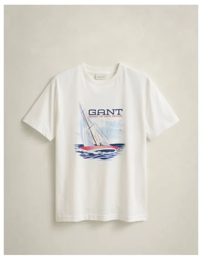 Gant Graphic T-Shirt in Eggshell