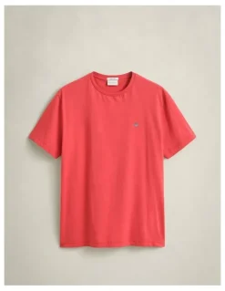 Gant Regular Fit Shield T-Shirt in Rose Red