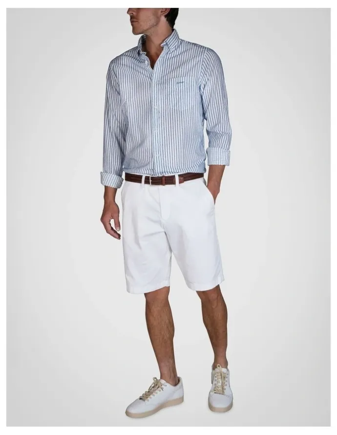 Gant Relaxed Fit Twill Shorts in White