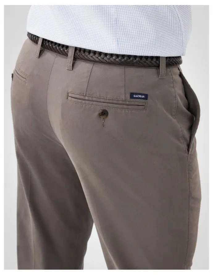 GAZMAN Comfort Stretch Chino Pant in Walnut
