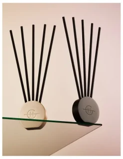 GLASSHOUSE FRAGRANCES Scent Scene™ Gold Metal Vessel