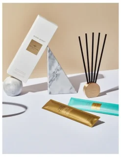 GLASSHOUSE FRAGRANCES Scent Scene™ Gold Metal Vessel