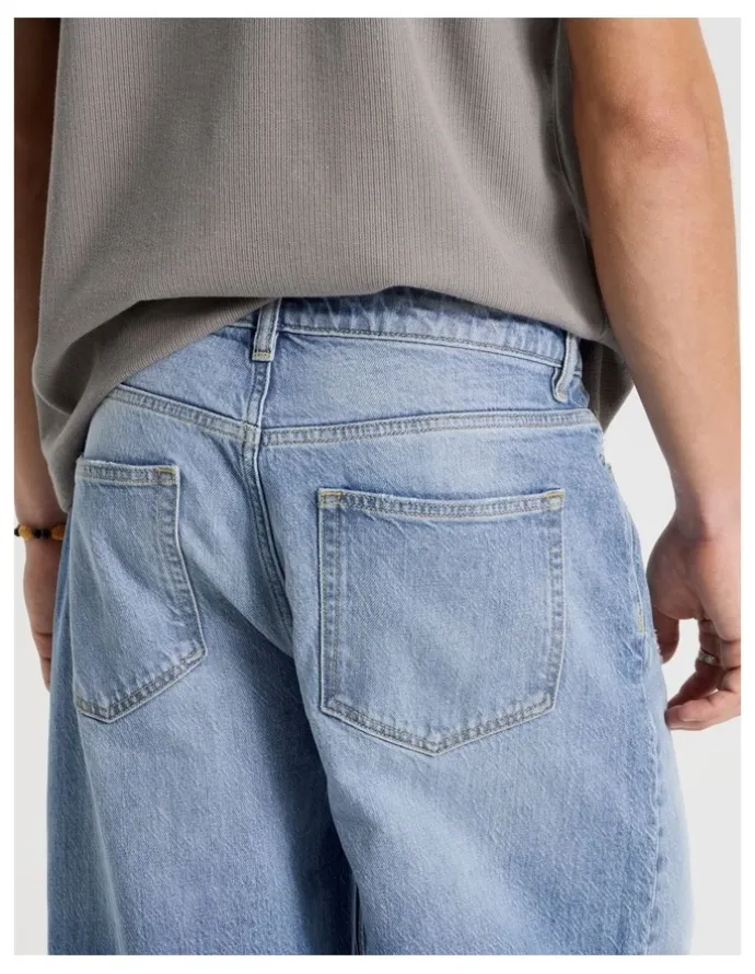 Grab Barrel Leg Jeans in Light Blue