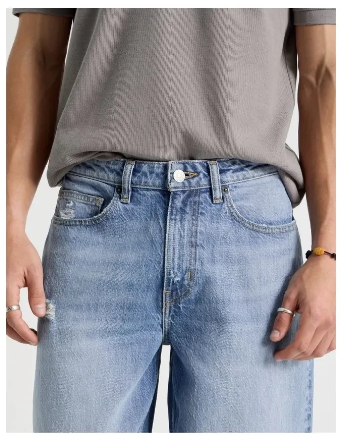 Grab Barrel Leg Jeans in Light Blue