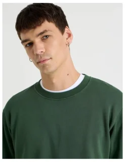 Grab Garment Dyed Crew Neck Sweat Top in Dark Green