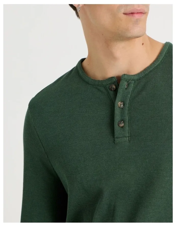Grab Garment Dye Slim Henley Waffle in Dark Green