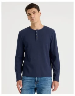Grab Garment Dye Slim Henley Waffle in Navy