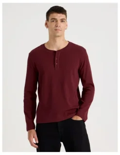Grab Regular Fit Henley Rib Knit in Red
