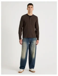 Grab Regular Fit Henley Rib Knit in Brown