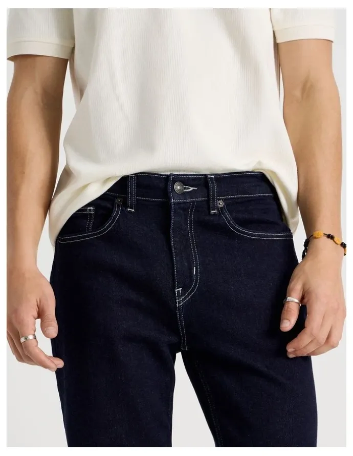 Grab Regular Straight Jeans in Rinse