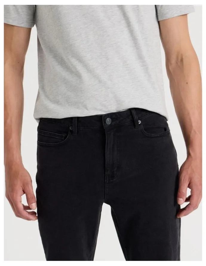 Grab Regular Tapered Jeans Black