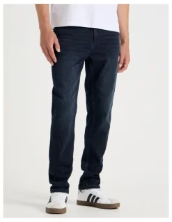 Grab Regular Tapered Jeans in Nearly Black