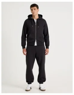 Grab Relaxed Trackpant in Black