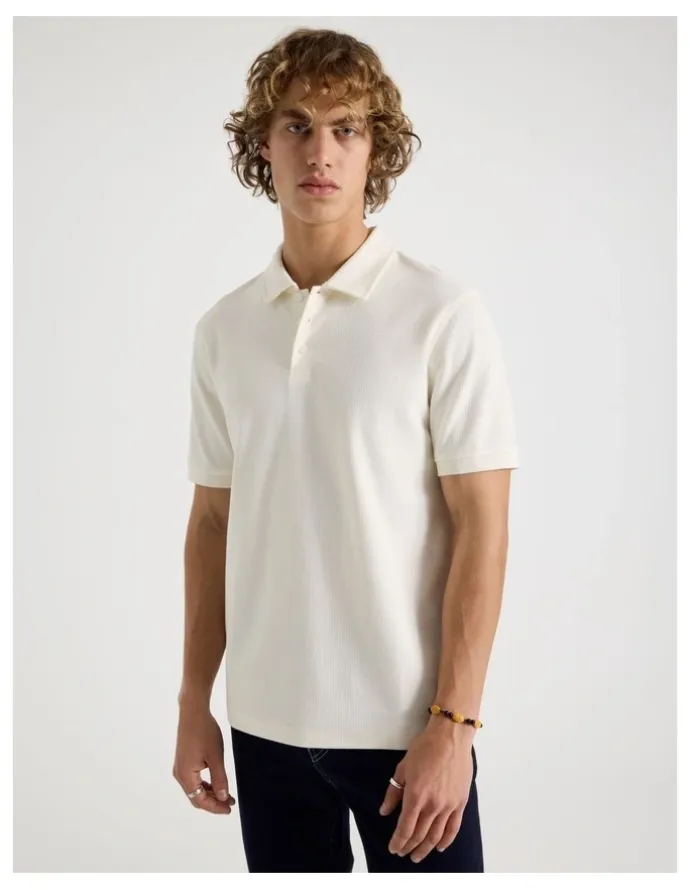 Grab Short Sleeve Textured Polo in Cream