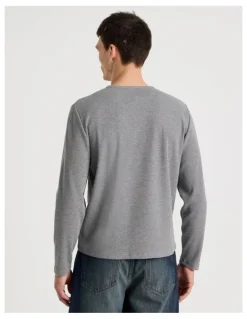 Grab Slim Henley Waffle in Charcoal