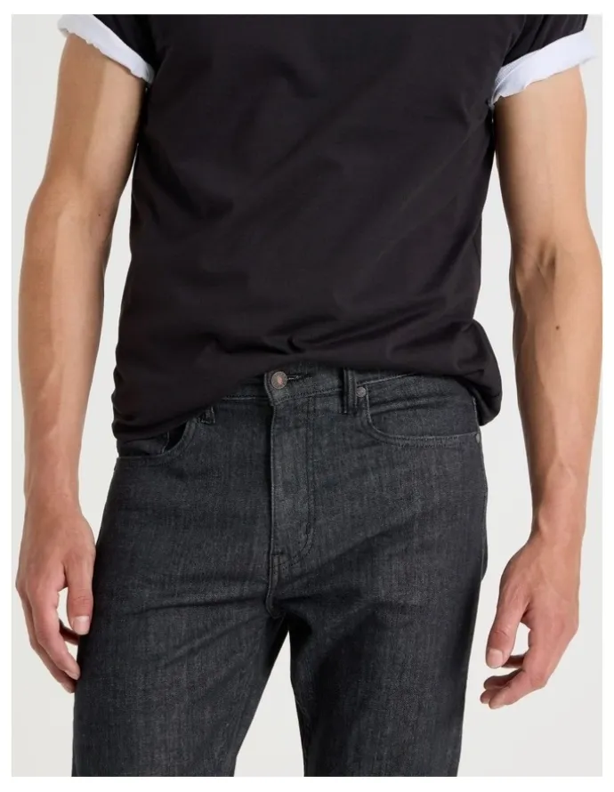 Grab Slim Tapered Jeans in Black