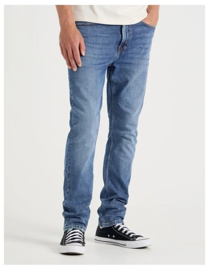 Grab Slim Tapered Jeans in Mid Blues