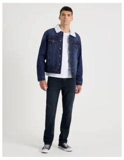 Grab Type 3 Sherpa Trucker Jacket in Mid Blues
