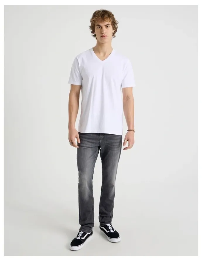 Grab V-Neck T-Shirt in White