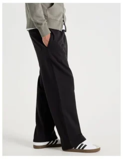 Grab Wide Leg Trackpant in Black
