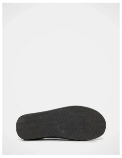 Grosby Bodhi Slippers in Black