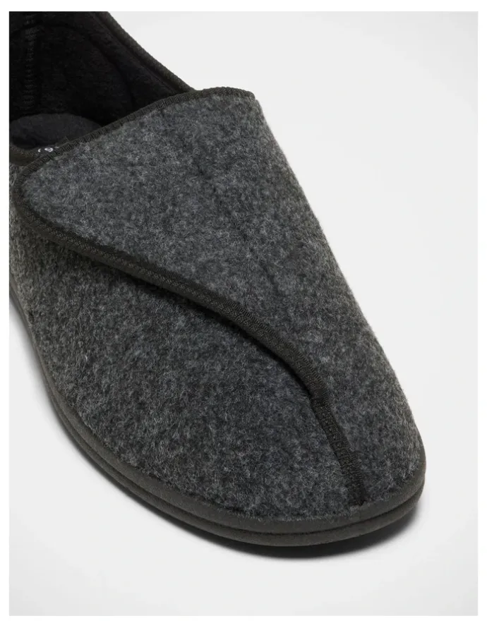 Grosby William Velcro Slippers in Grey