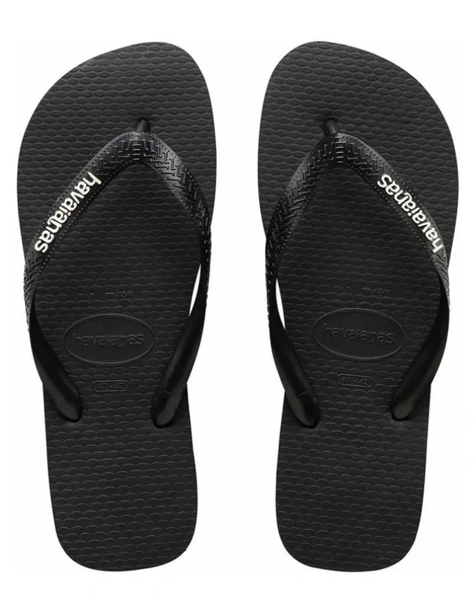 Havaianas Rubber Logo Thongs in Black