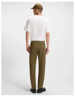 Hugo David Chino in Open Green