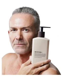 Hunter Lab Exfoliating Hand & Body Wash 550ml