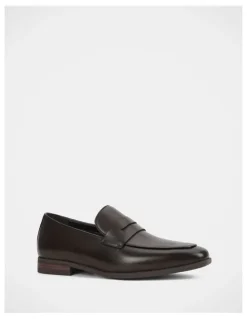Hush Puppies Alfredo Shoes in Brown