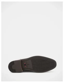 Hush Puppies Bently Shoes In Mahogany