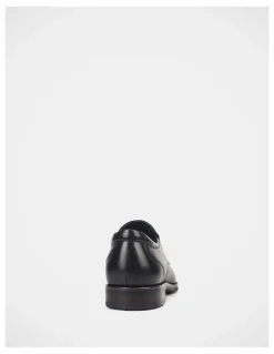 Hush Puppies Bently Shoes In Black