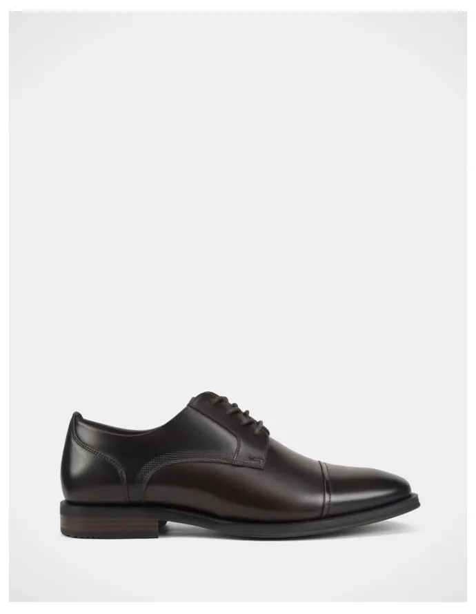 Hush Puppies Bilby Shoes in Brown