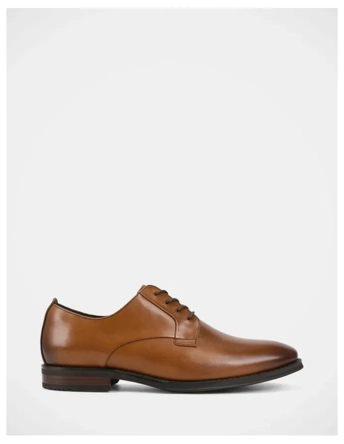 Hush Puppies Bunyip Dress Shoes in Natural
