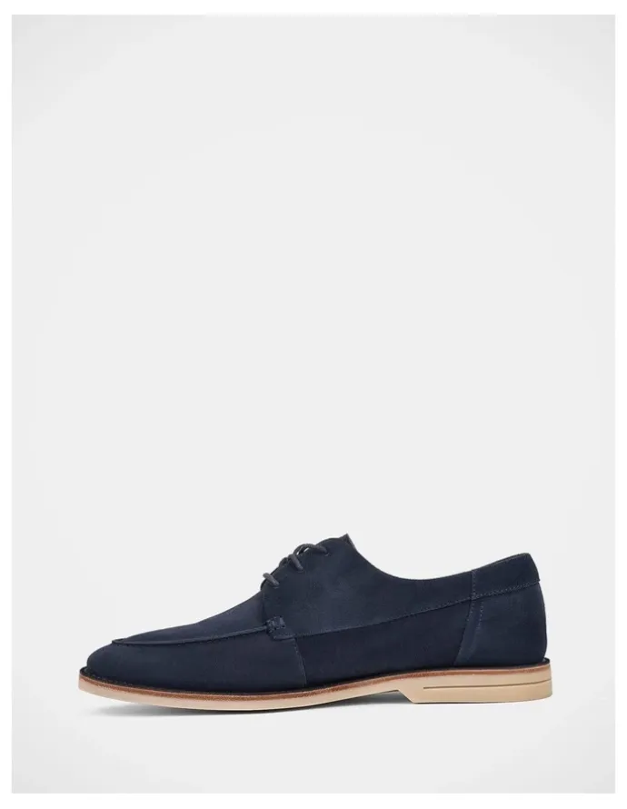 Hush Puppies Crown Shoes in Navy