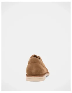 Hush Puppies Crown Shoes in Chestnut