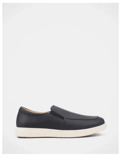 Hush Puppies Geo Shoes In Navy Wild