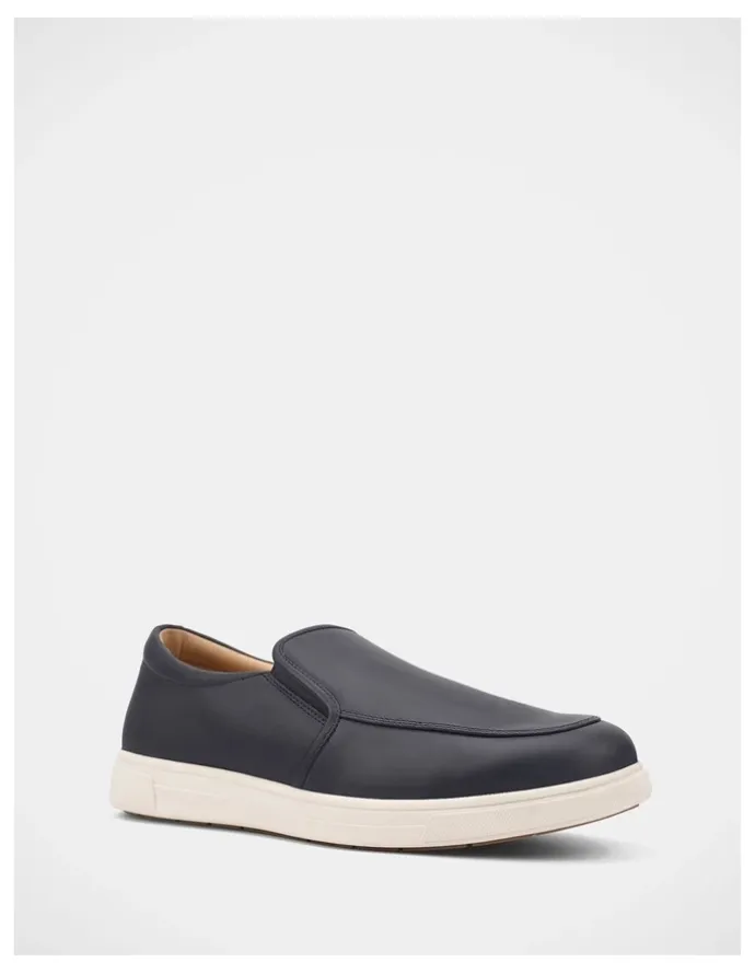 Hush Puppies Geo Shoes In Navy Wild