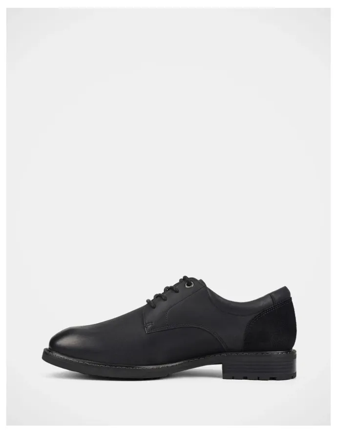 Hush Puppies Leader Shoes In Black
