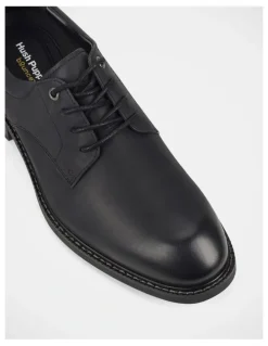 Hush Puppies Leader Shoes In Black