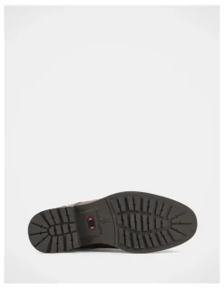 Hush Puppies Leader Shoes In Brown