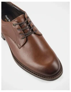 Hush Puppies Leader Shoes In Brown